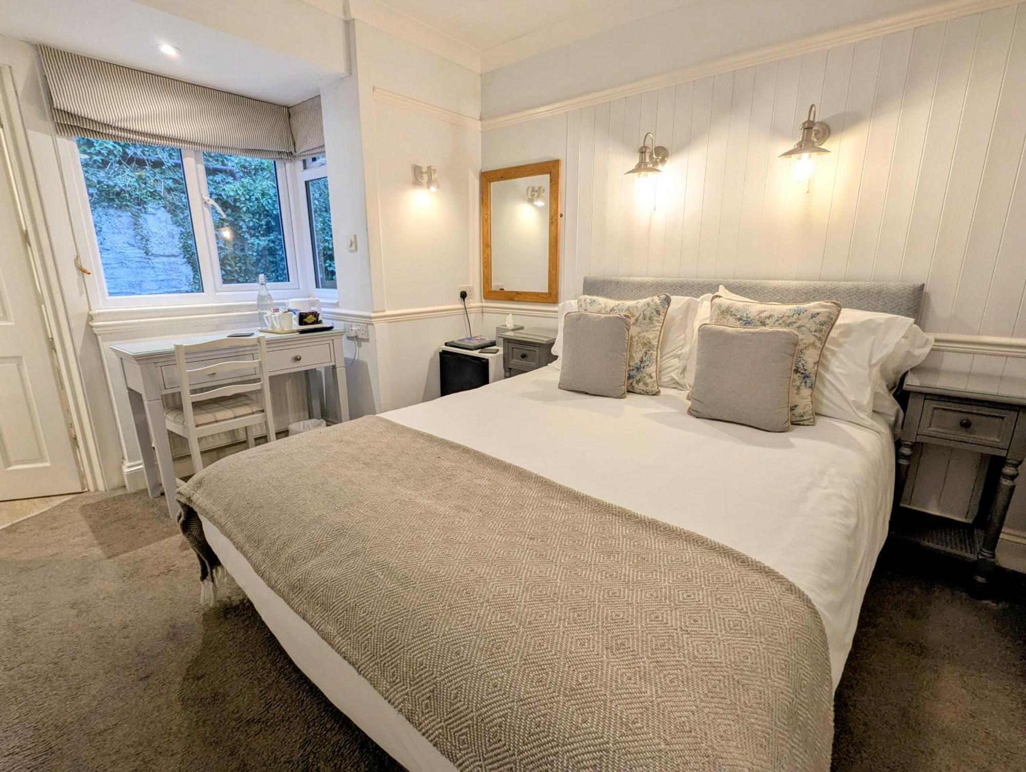 The Claremont Hotel-Adult Only Polperro Bagian luar foto